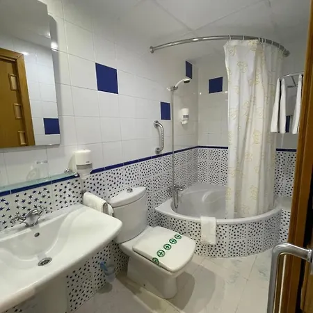 Tio Pepe Hotel 2*