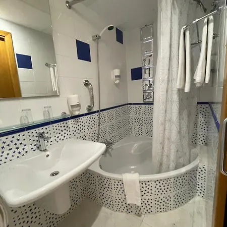 Hotel Tio Pepe 2*